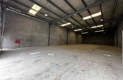 Warehouse - Studio for rent in Phase 2 - Dubai Investment Park (DIP) - Dubai
