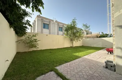 Villa - 5 Bedrooms - 4 Bathrooms for rent in Al Manara - Dubai