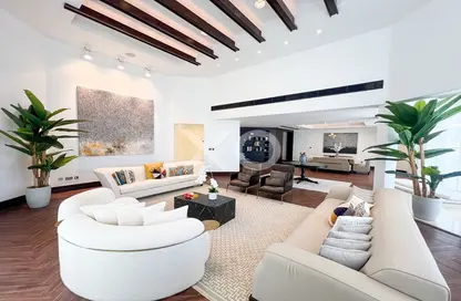 Villa - 3 Bedrooms - 6 Bathrooms for rent in Garden Homes Frond D - Garden Homes - Palm Jumeirah - Dubai