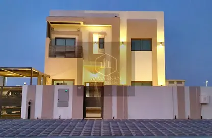 Villa - 5 Bedrooms - 7 Bathrooms for rent in Tilal City - Sharjah Villa - 5 Bedrooms - 7 Bathrooms for rent in Tilal City - Sharjah