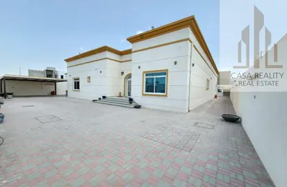 فيلا - 3 غرف نوم - 5 حمامات للايجار في الخوانيج 2 - الخوانيج - دبي