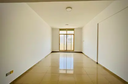 شقة - 1 حمام للايجار في برج فرانكفورت - مدينة دبي الرياضية - دبي