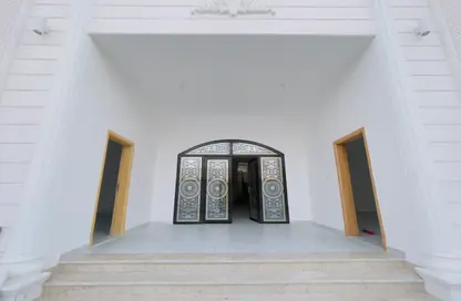 فيلا - 4 غرف نوم - 6 حمامات للايجار في مركز محمد بن زايد - مدينة محمد بن زايد - أبوظبي