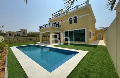 Villa - 4 Bedrooms - 5 Bathrooms for sale in Legacy Nova Villas - Jumeirah Park - Dubai