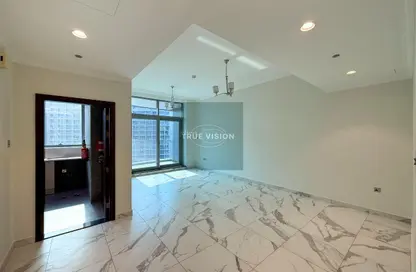 شقة - 2 غرف نوم - 4 حمامات للايجار في ارت اكس اي في - الخليج التجاري - دبي