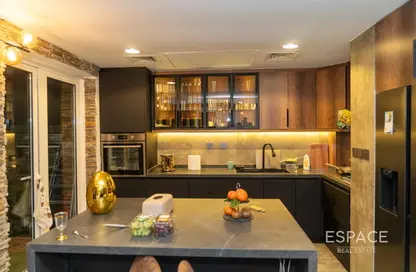 Villa - 2 Bedrooms - 3 Bathrooms for rent in Springs 14 - The Springs - Dubai