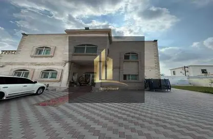 فيلا - 4 غرف نوم - 5 حمامات للبيع في الضاحية 3بي - النوف - الشارقة