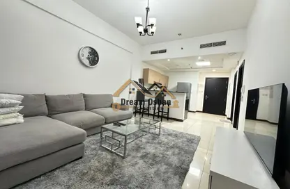 Apartment - 1 Bedroom - 2 Bathrooms for rent in Mirage Residence - Dubai Silicon Oasis - Dubai Apartment - 1 Bedroom - 2 Bathrooms for rent in Mirage Residence - Dubai Silicon Oasis - Dubai