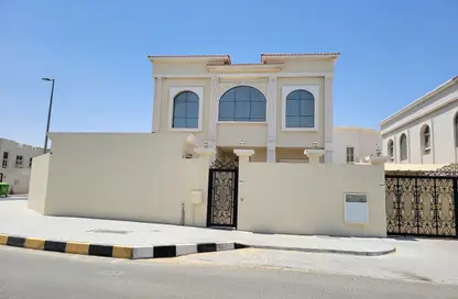 Villa - 5 Bedrooms - 7+ Bathrooms for rent in Barashi - Al Badie - Sharjah