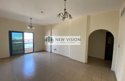 شقة - 2 غرف نوم - 2 حمامات للايجار في شارع التعاون الجديد - التعاون - الشارقة