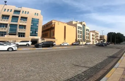 Whole Building - 7 Bedrooms for sale in Al Manhal - Abu Dhabi
