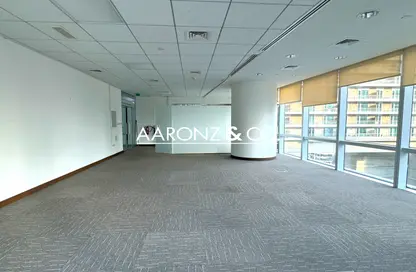 مكتب - استوديو للايجار في برج يوبورا 1 - أبراج يو بورا - الخليج التجاري - دبي