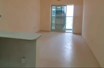Apartment - Studio - 1 Bathroom for rent in Global Golf Residences 2 - Dubai Sports City - Dubai