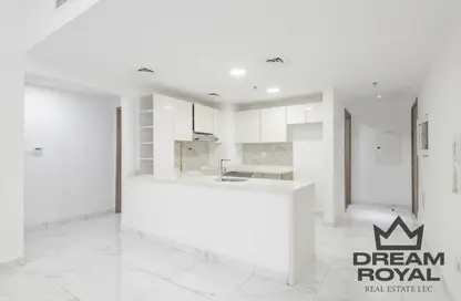 شقة - 2 غرف نوم - 2 حمامات للايجار في بحيرات سيرينيتي 5 - الضاحية 10 - قرية الجميرا سركل - دبي