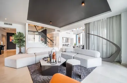 شقة - 5 غرف نوم - 8 حمامات للبيع في برج فيستا 2 - برج فيستا - دبي وسط المدينة - دبي