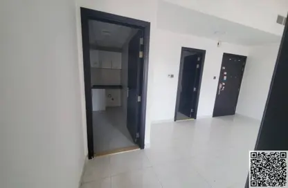 Apartment - 1 Bedroom - 2 Bathrooms for rent in Ajman Corniche Residences - Ajman Corniche Road - Ajman