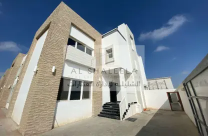 صورة لـ مبنى خارجي فيلا - 7 غرف نوم للايجار في مركز محمد بن زايد - مدينة محمد بن زايد - أبوظبي ، صورة رقم 1