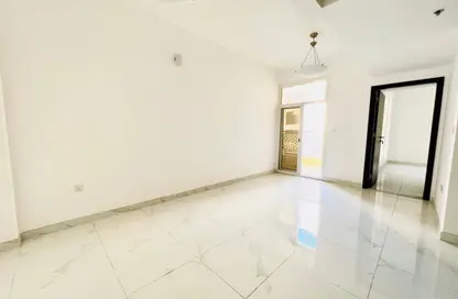 Apartment - 1 Bedroom - 2 Bathrooms for rent in The Pearl - Al Jaddaf - Dubai