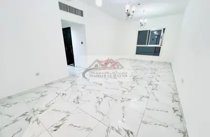 Apartment - 2 Bedrooms - 2 Bathrooms for rent in Muwaileh 29 Building - Muwaileh - Sharjah
