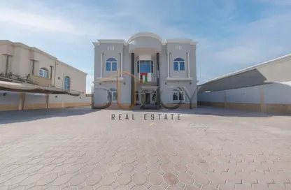 Villa - 5 Bedrooms - 6 Bathrooms for rent in Al Quoz 2 - Al Quoz - Dubai