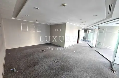 Office Space - Studio - 1 Bathroom for rent in The Regal Tower - Business Bay - Dubai