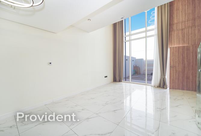 15426030 - Property Image 2