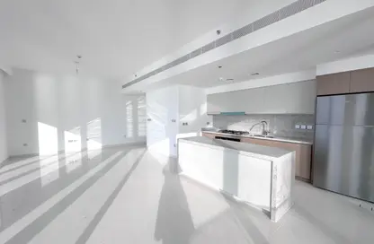 Apartment - 3 Bedrooms - 4 Bathrooms for sale in Beach Isle - EMAAR Beachfront - Dubai Harbour - Dubai