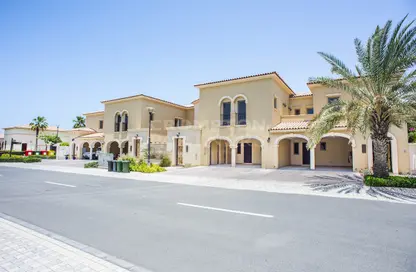 تاون هاوس - 4 غرف نوم - 5 حمامات للايجار في فلل سعديات بيتش - شاطئ السعديات - جزيرة السعديات - أبوظبي