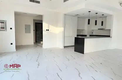 فيلا - 4 غرف نوم - 6 حمامات للبيع في الحقول - المنطقة 11 - مدينة الشيخ محمد بن راشد - دبي