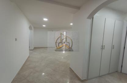 شقة - 4 غرف نوم - 5 حمامات للايجار في شارع خليفة - أبوظبي
