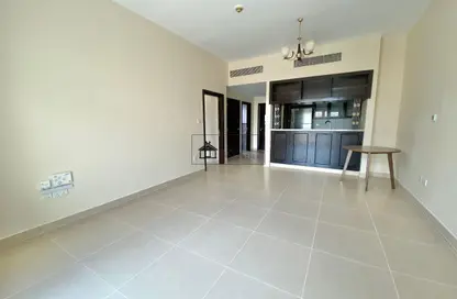 Apartment - 1 Bedroom - 2 Bathrooms for rent in Travo Tower B - Travo - The Views - Dubai