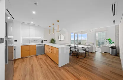 شقة - 2 غرف نوم - 3 حمامات للايجار في لا في - مساكن شاطئ الجميرا - دبي