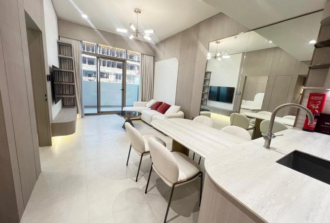 حقيقي | تصميم كبير | امتياز | غرفة نوم | مفروشة