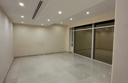 شقة - 3 غرف نوم - 5 حمامات للايجار في الفصيل - الفجيرة شقة - 3 غرف نوم - 5 حمامات للايجار في الفصيل - الفجيرة