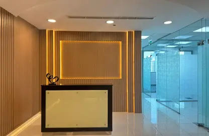 مكتب - استوديو - 1 حمام للايجار في القمة - الخليج التجاري - دبي