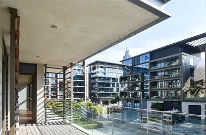Apartment - 3 Bedrooms - 5 Bathrooms for sale in Building 19 - City Walk - Dubai