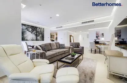 Living / Dining Room image for: Apartment - 3 Bedrooms - 3 Bathrooms for sale in Murjan 6 - Murjan - Jumeirah Beach Residence - Dubai, Image 1
