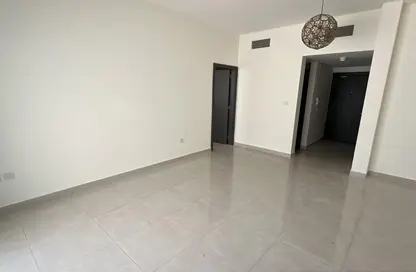 شقة - غرفة نوم - 2 حمامات للايجار في AG برج - الخليج التجاري - دبي