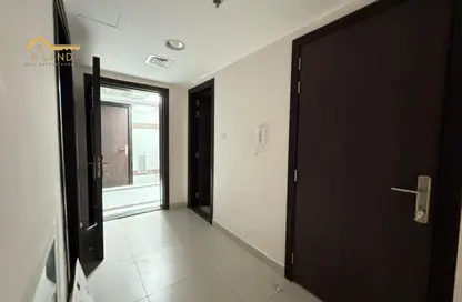 Apartment - 1 Bedroom - 1 Bathroom for rent in Qasimia 10 building - Al Mahatta - Al Qasimia - Sharjah