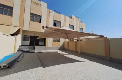 Villa - 5 Bedrooms - 6 Bathrooms for rent in Mohamed Bin Zayed Centre - Mohamed Bin Zayed City - Abu Dhabi