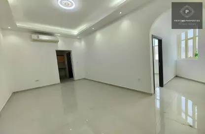 Apartment - 1 Bedroom - 1 Bathroom for rent in Shakhbout City - Abu Dhabi