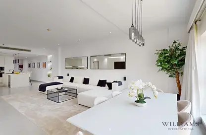 Apartment - 2 Bedrooms - 3 Bathrooms for sale in Golden Mile 5 - Golden Mile - Palm Jumeirah - Dubai