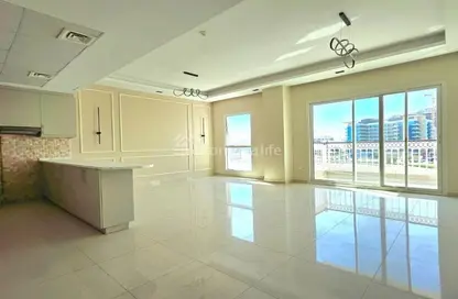 Apartment - 2 Bedrooms - 3 Bathrooms for sale in Burj View Residence - Arjan - Dubai