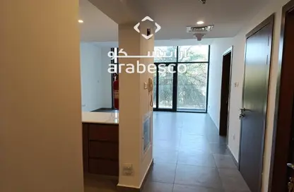 شقة - 2 غرف نوم - 3 حمامات للايجار في ذا ايدج - مجمع دبي للإستثمار - دبي