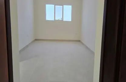 Apartment - 1 Bedroom - 2 Bathrooms for rent in Al Rawdah - Abu Dhabi