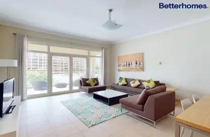 Living Room image for: Apartment - 1 Bedroom - 2 Bathrooms for rent in Al Das - Shoreline Apartments - Palm Jumeirah - Dubai, Image 1