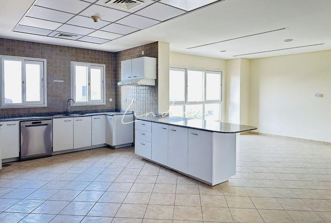 15930208 - Property Image 2