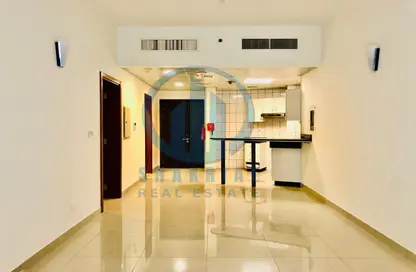 Apartment - 1 Bedroom - 2 Bathrooms for rent in Al Jimi Avenue - Al Khalidiya - Abu Dhabi