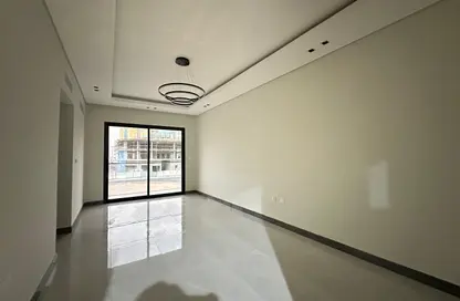 عمارة بالكامل - 2 غرف نوم - 2 حمامات للبيع في الجرف الصناعية 3 - الجرف الصناعية - عجمان