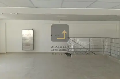 محل - استوديو - 1 حمام للايجار في 18 المنطقة الصناعية رقم - المنطقة الصناعية بالشارقة - الشارقة